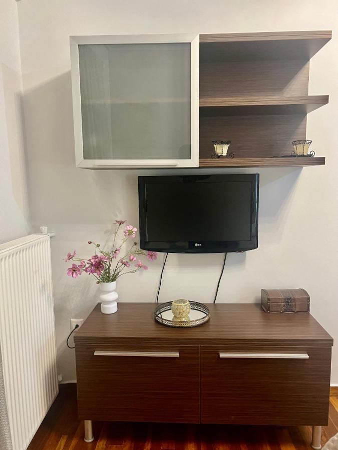 Apartamento Elegant Downtown Retreat Kalamata Exterior foto